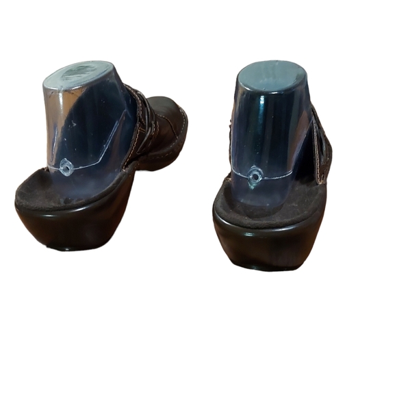 Clarks Leather Shoes 9.5 Brown Clogs Platforms Slipon Woman Business Cas… - Picture 4 of 5